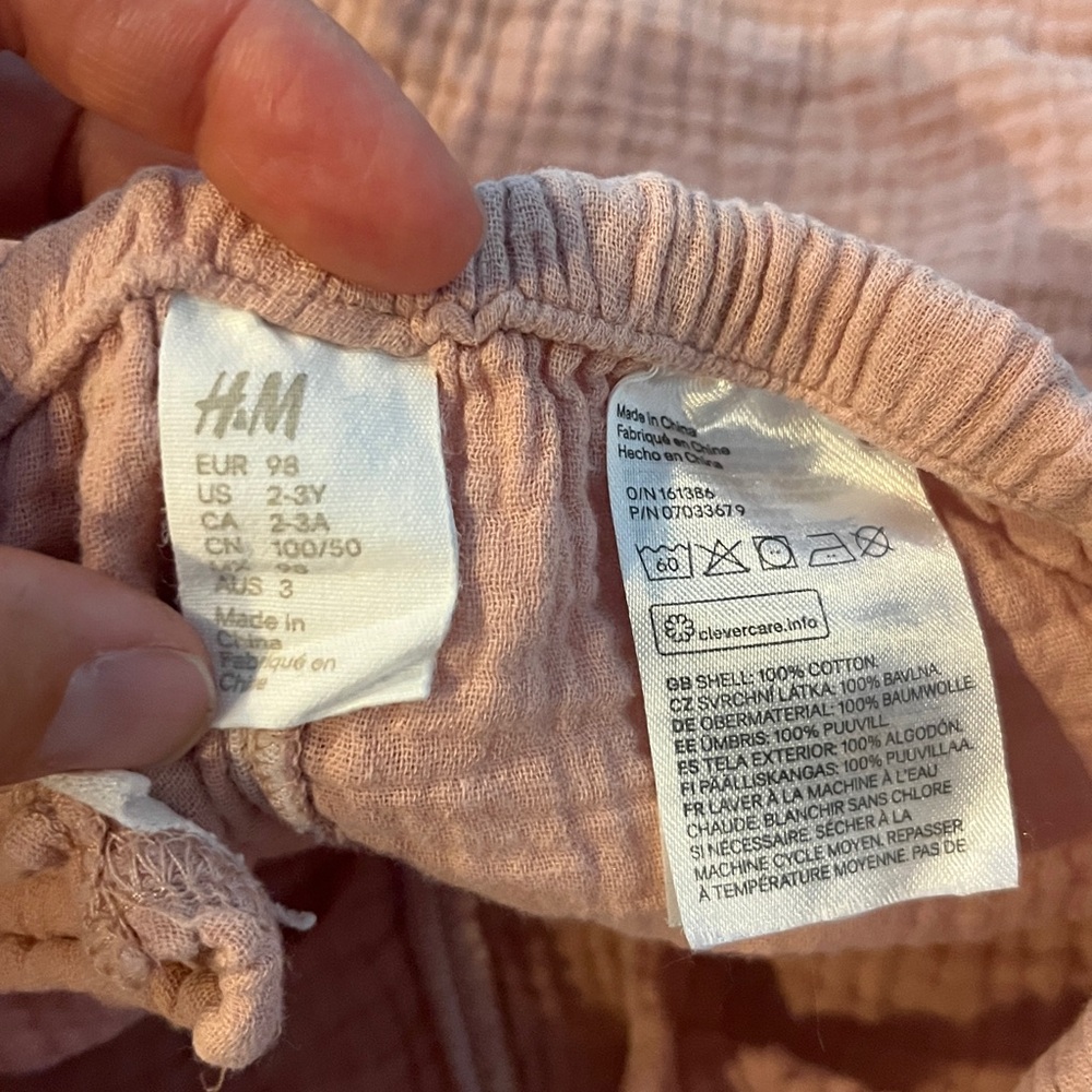 Pink Muslin Shorts - Picture 3 of 3